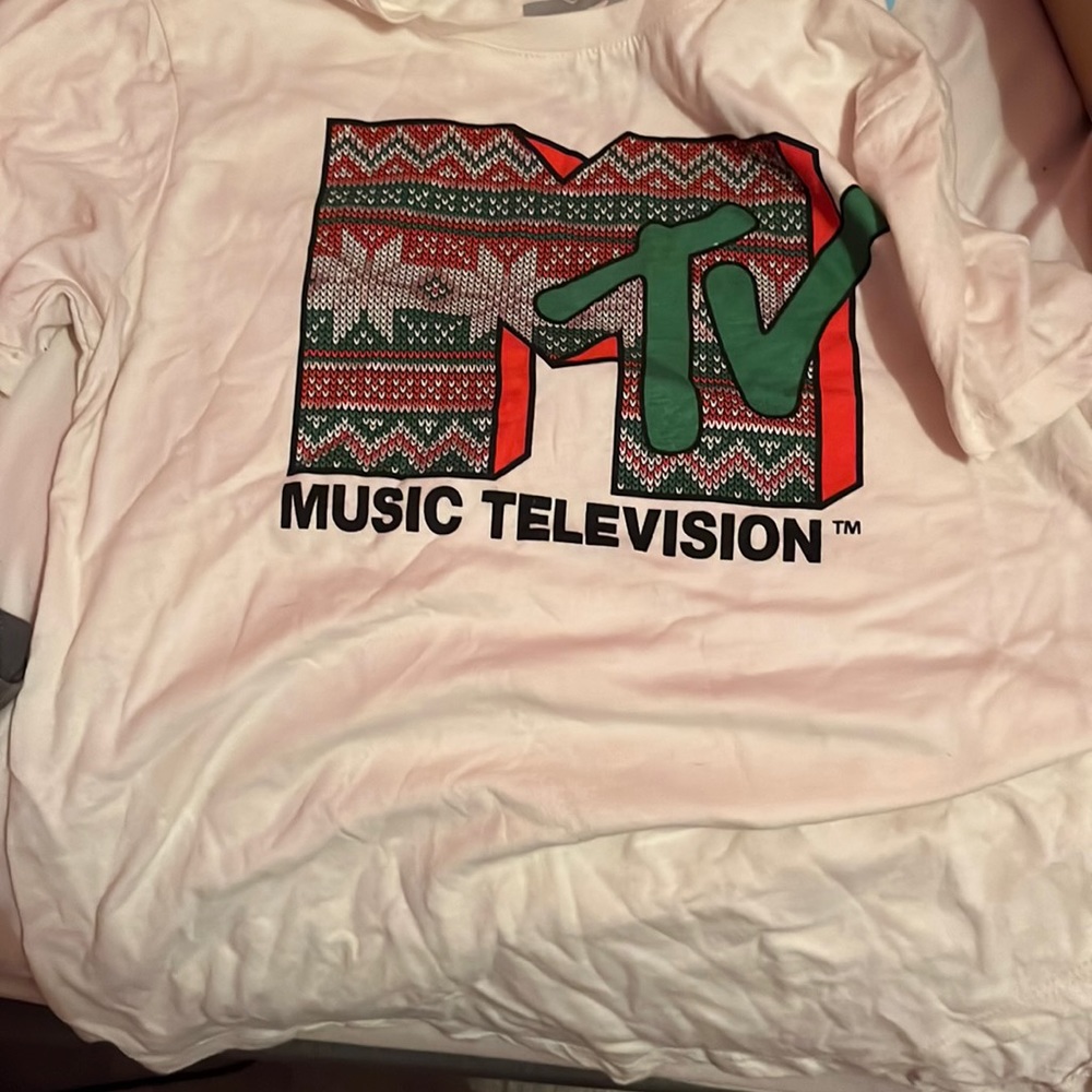 MTV Christmas shirt